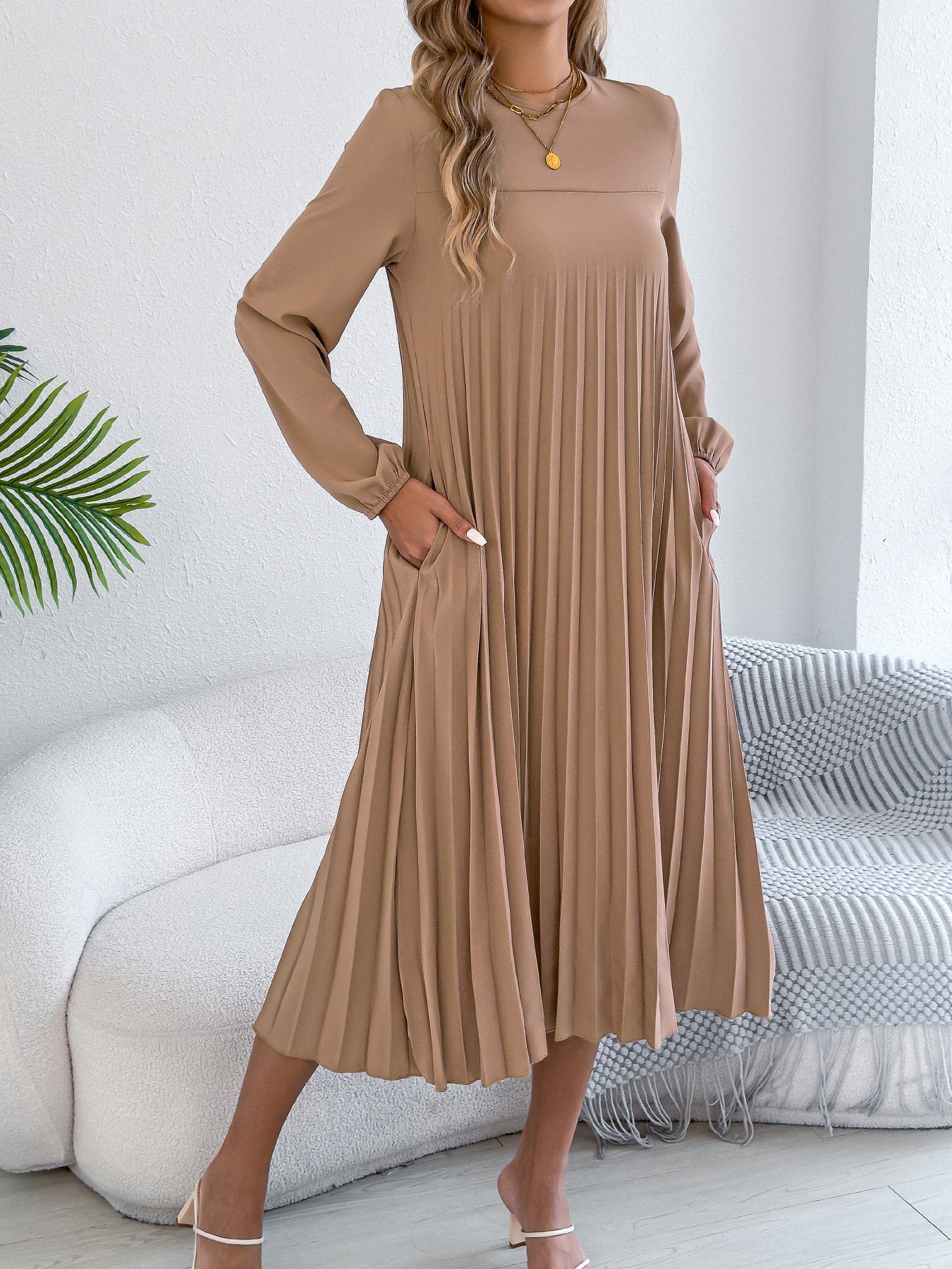 Women's Casual Solid Color Long Sleeve Pocket Pleated Dress