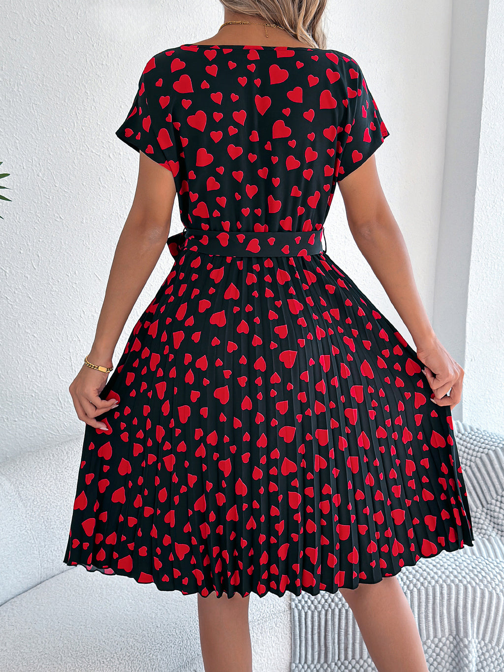 Women's Casual Color Block Heart Print Short Sleeve Tie Waist Pleated Dress