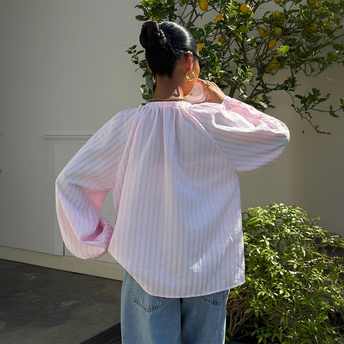 Casual Striped Button Up Shirt With A Stand Up Collar And Puff Sleeves